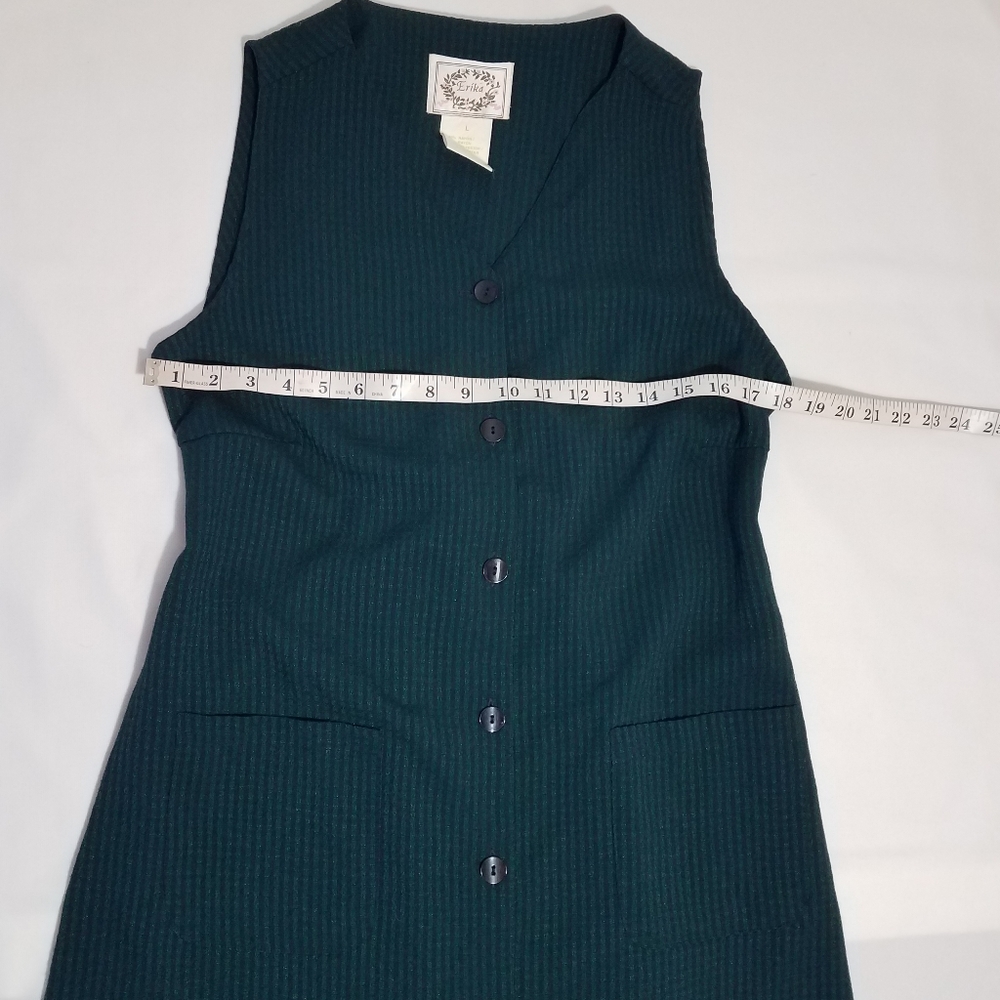 Beautiful woman's sleeveless dress! - Picture 5 of 10